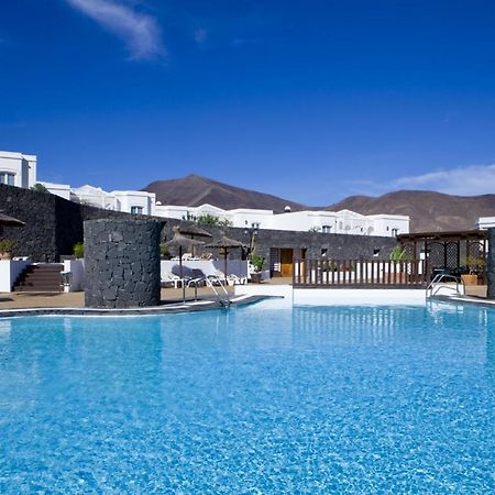Apartamentos Livvo Coloradamar Playa Blanca  Luaran gambar