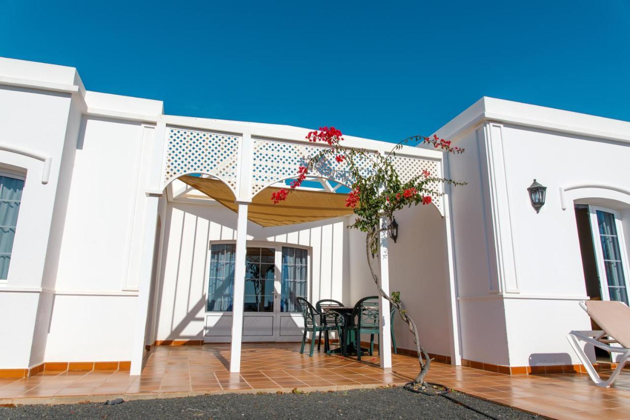 Apartamentos Livvo Coloradamar Playa Blanca  Luaran gambar