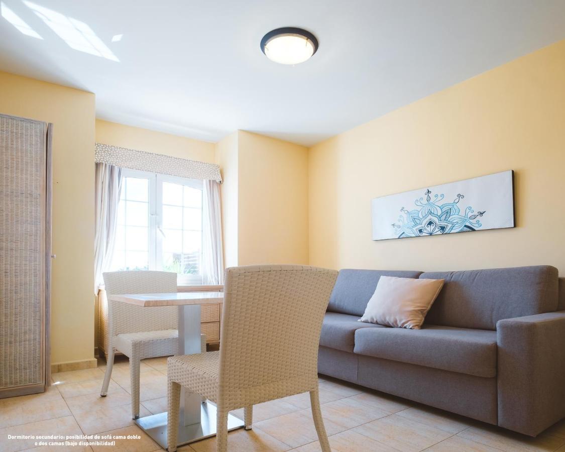 Apartamentos Livvo Coloradamar Playa Blanca  Luaran gambar