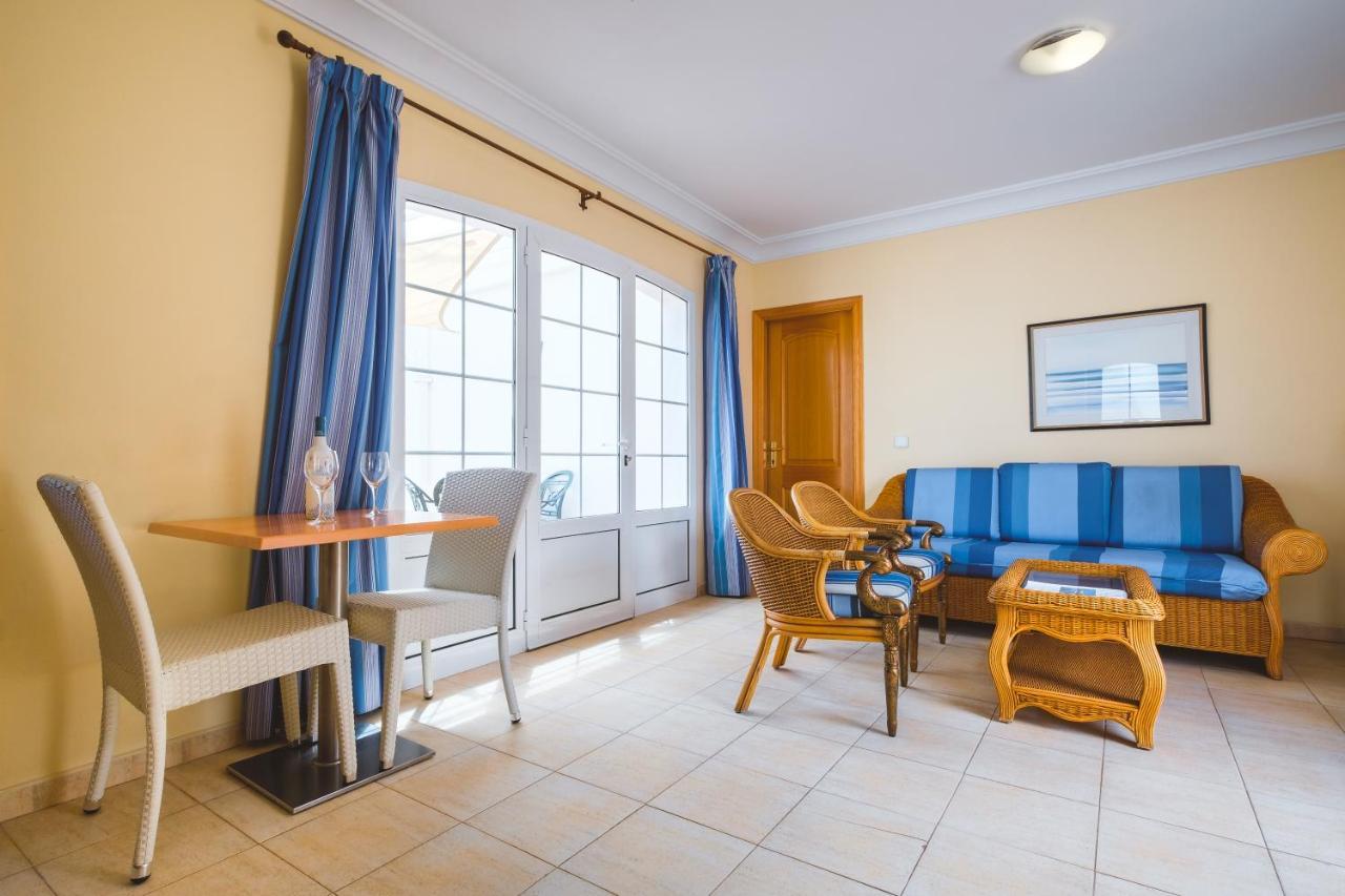 Apartamentos Livvo Coloradamar Playa Blanca  Luaran gambar