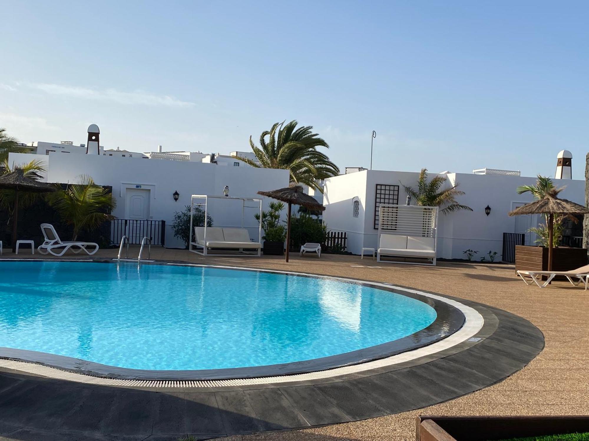 Apartamentos Livvo Coloradamar Playa Blanca  Luaran gambar