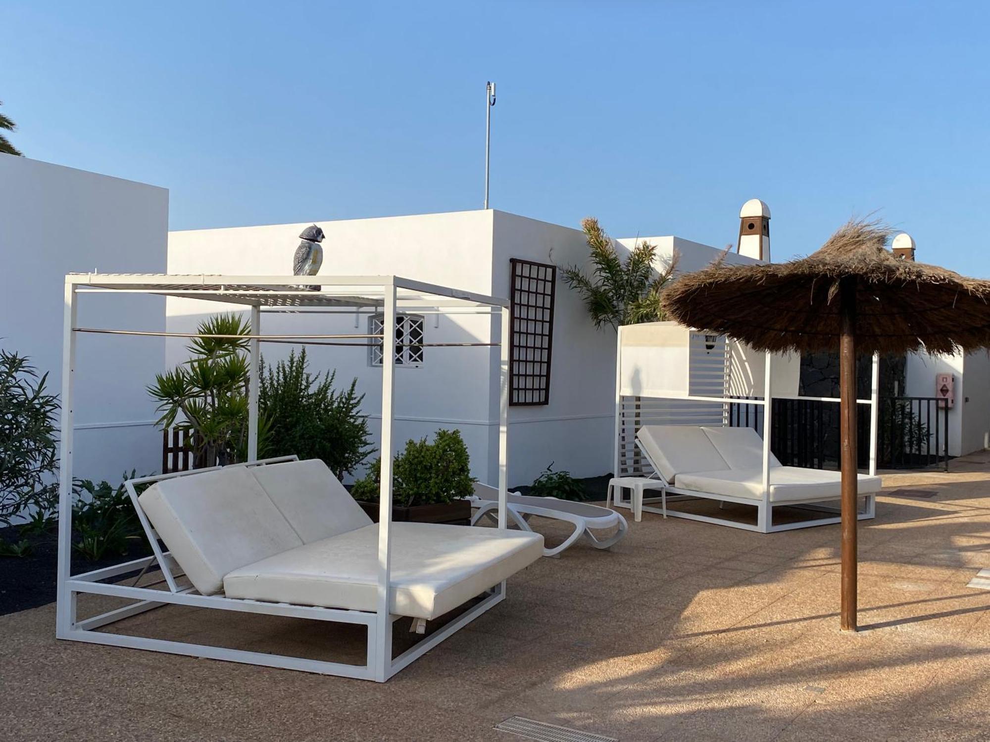 Apartamentos Livvo Coloradamar Playa Blanca  Luaran gambar