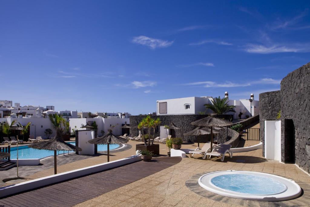Apartamentos Livvo Coloradamar Playa Blanca  Luaran gambar