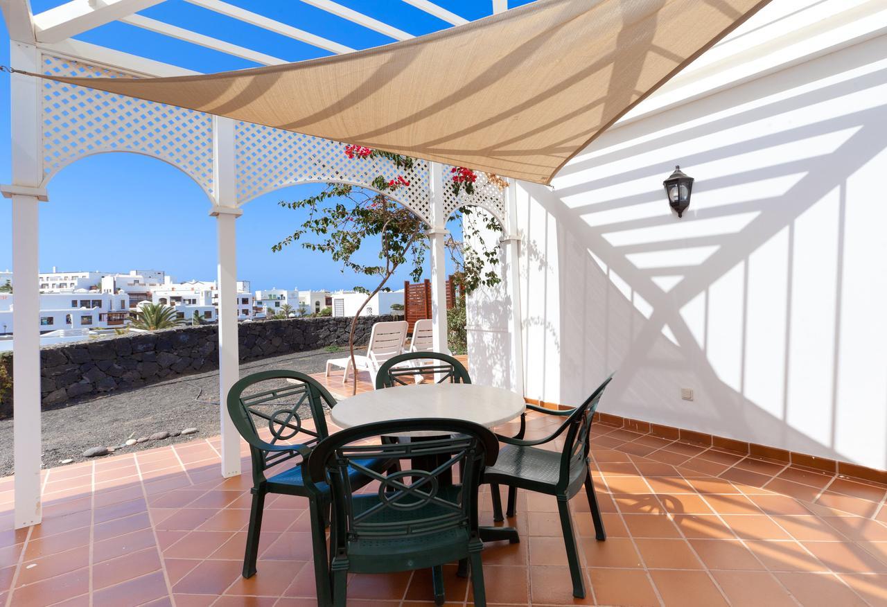 Apartamentos Livvo Coloradamar Playa Blanca  Luaran gambar